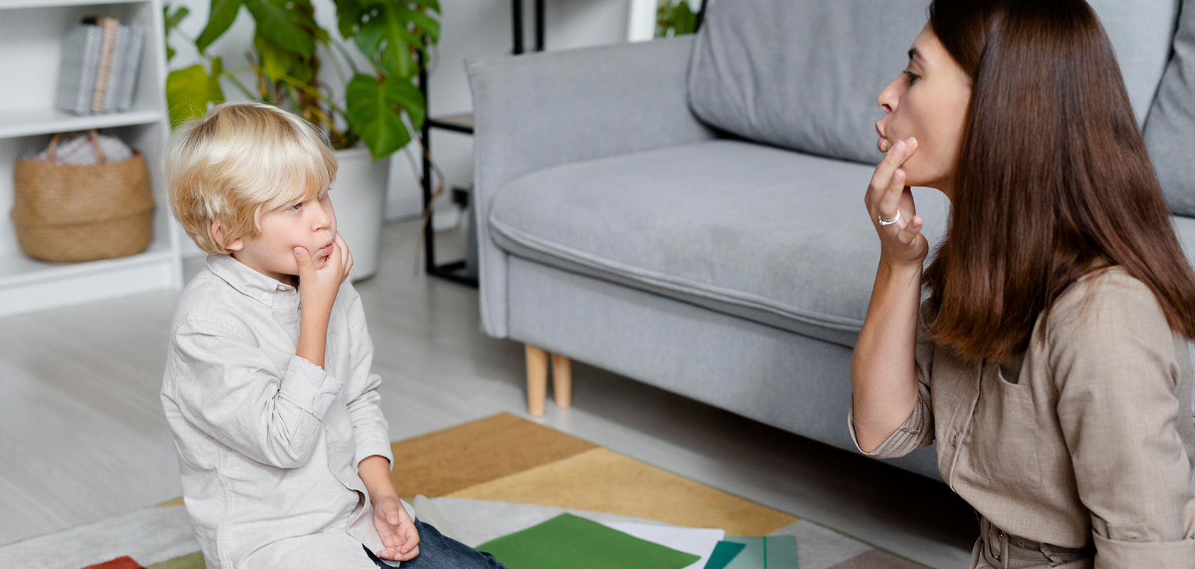 تأخر النطق عند الأطفال: أسباب وحلول علاجية لضمان تطور لغوي سليم