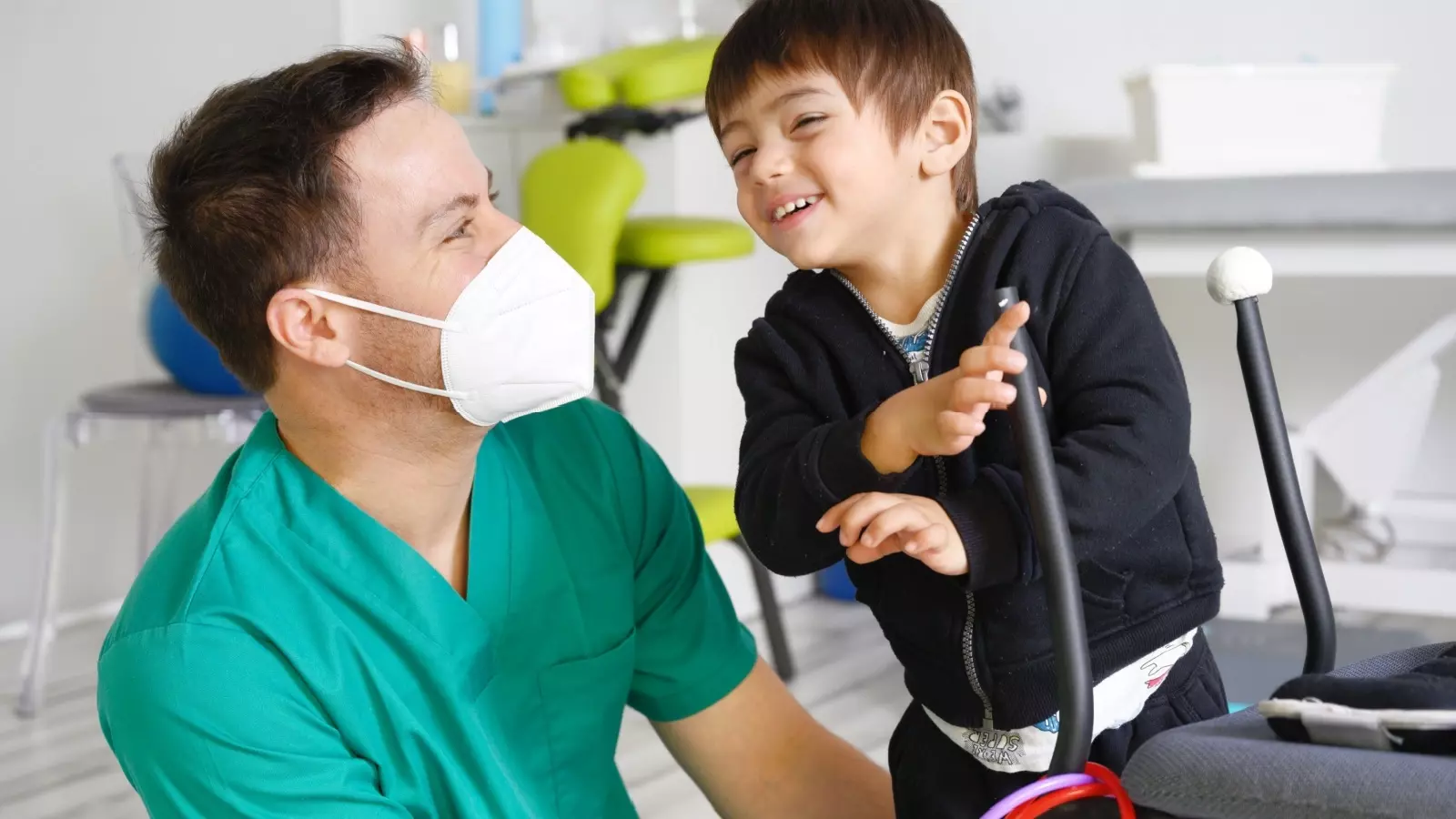 مركز مراحل العلاج افضل مركز لـ العلاج الطبيعي للشلل الدماغي عند الاطفال في جدة